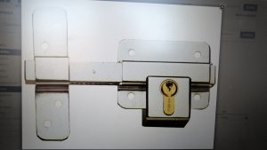 MEDIDAS DE UN CERROJO AZBE 2
